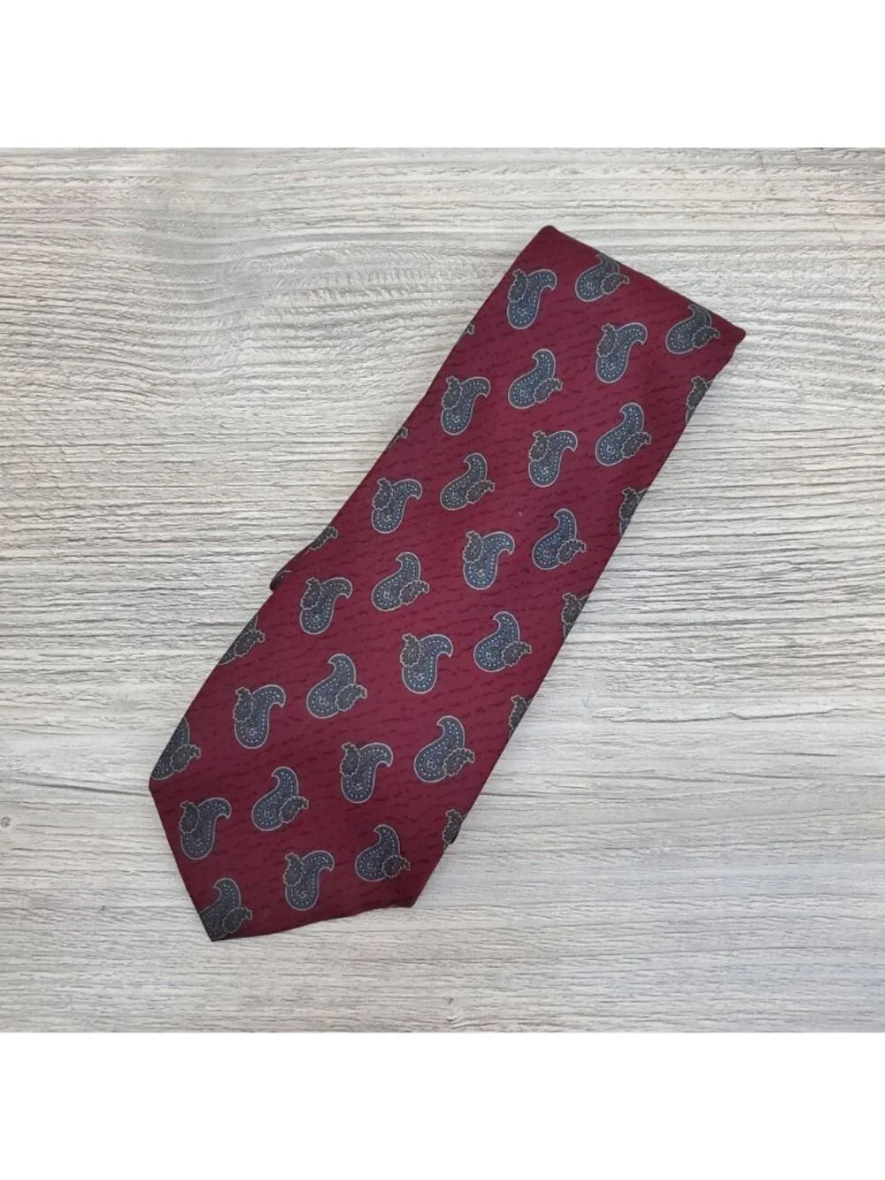 Lanvin maroon and blue paisley silk tie, made in Italy